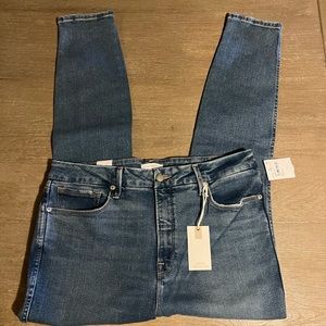 Good American High Rise Jeans in Blue